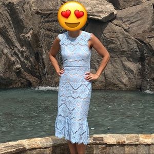 Worn once Vici caviar lace midi dress. Size small